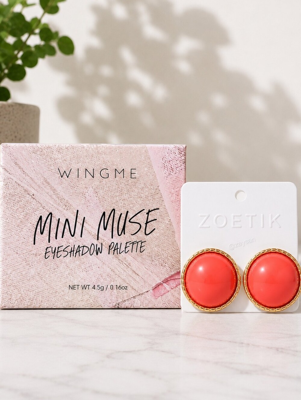 WINGME Mini Muse Eyeshadow Palette NIB Shimmer & Coral Pink Dome Studs NWT